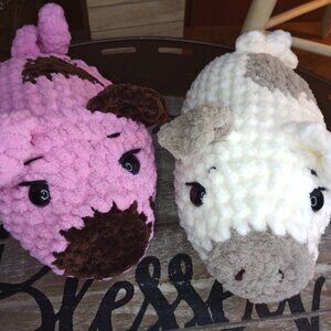 Muddy Chubby Pig! Bubblegum Pink!  Crochet Loaf Pigs are here!  Handmade by ME!